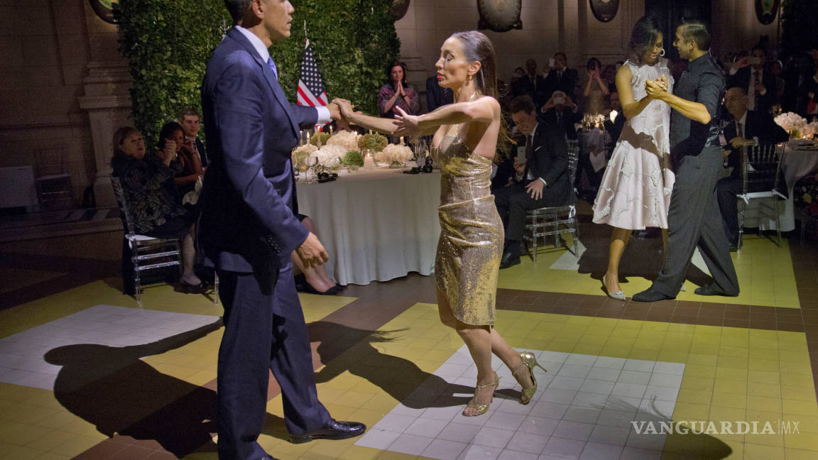 Obama y su esposa bailan tango en Argentina