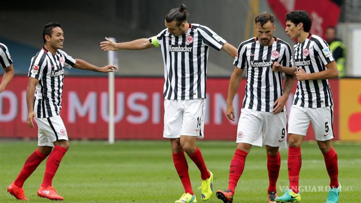 Marco Fabián la está rompiendo en Alemania, ahora contribuye en los dos goles del Eintracht