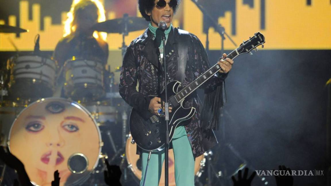 Prince fue hospitalizado por sobredosis 6 días antes de su muerte