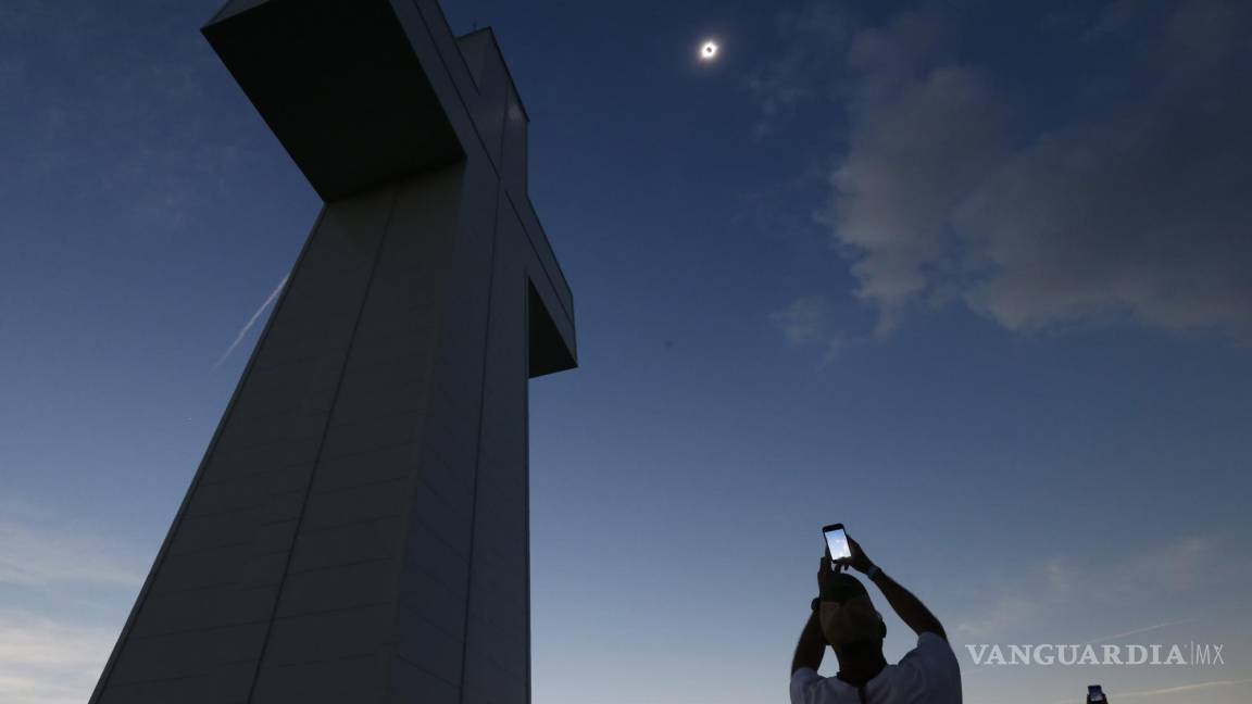 Para algunos cristianos, un eclipse solar es una señal de la segunda venida de Cristo