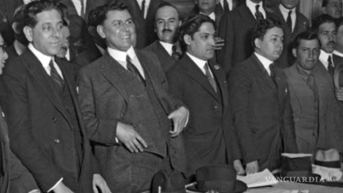 $!Velarde y Otilio: correspondencias