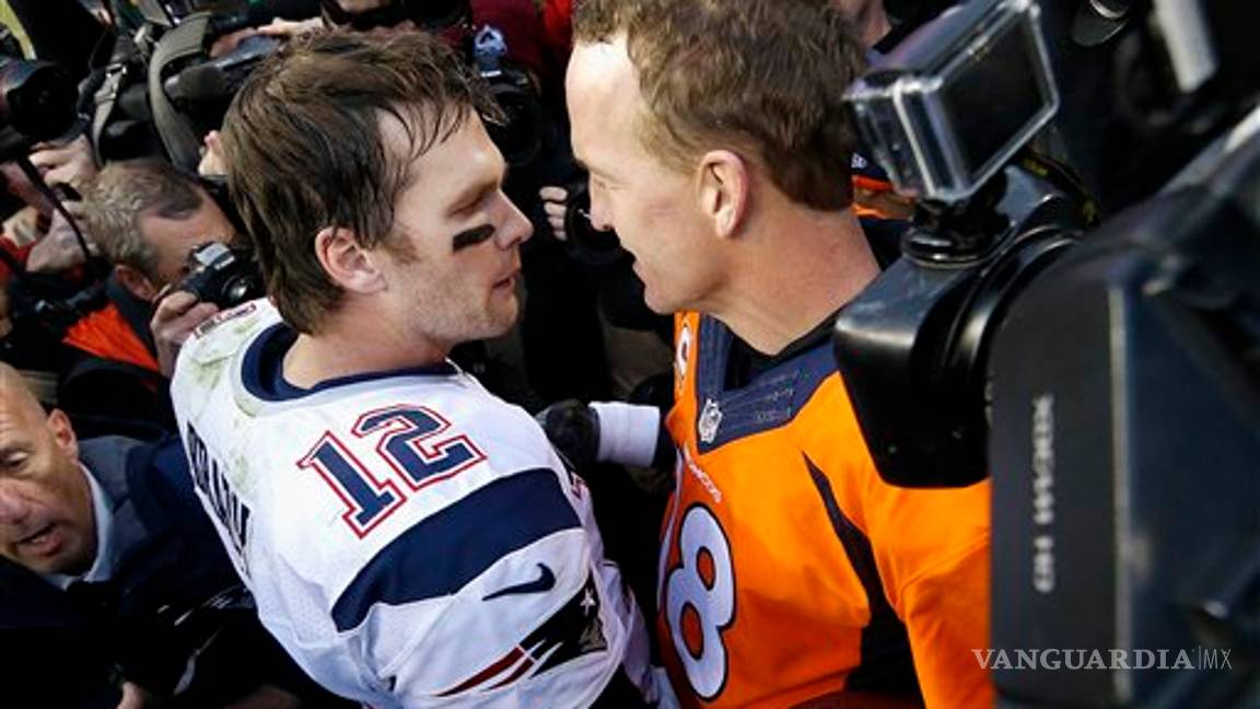$!Manning supera a Brady y Broncos galopan al Super Bowl