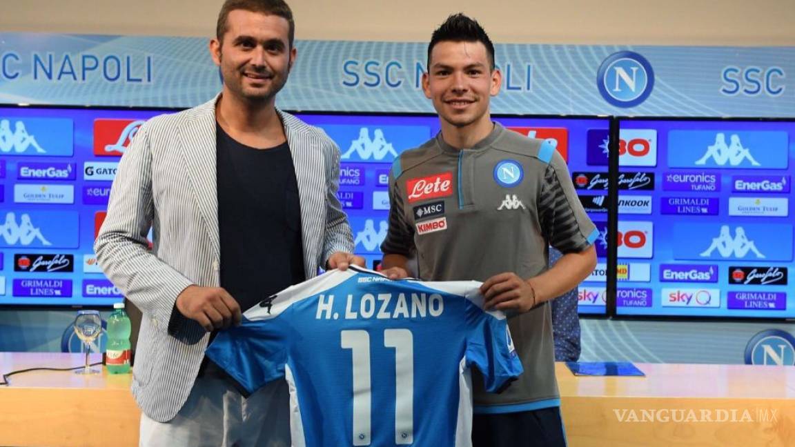 'Chucky' Lozano fue presentado con el Napoli