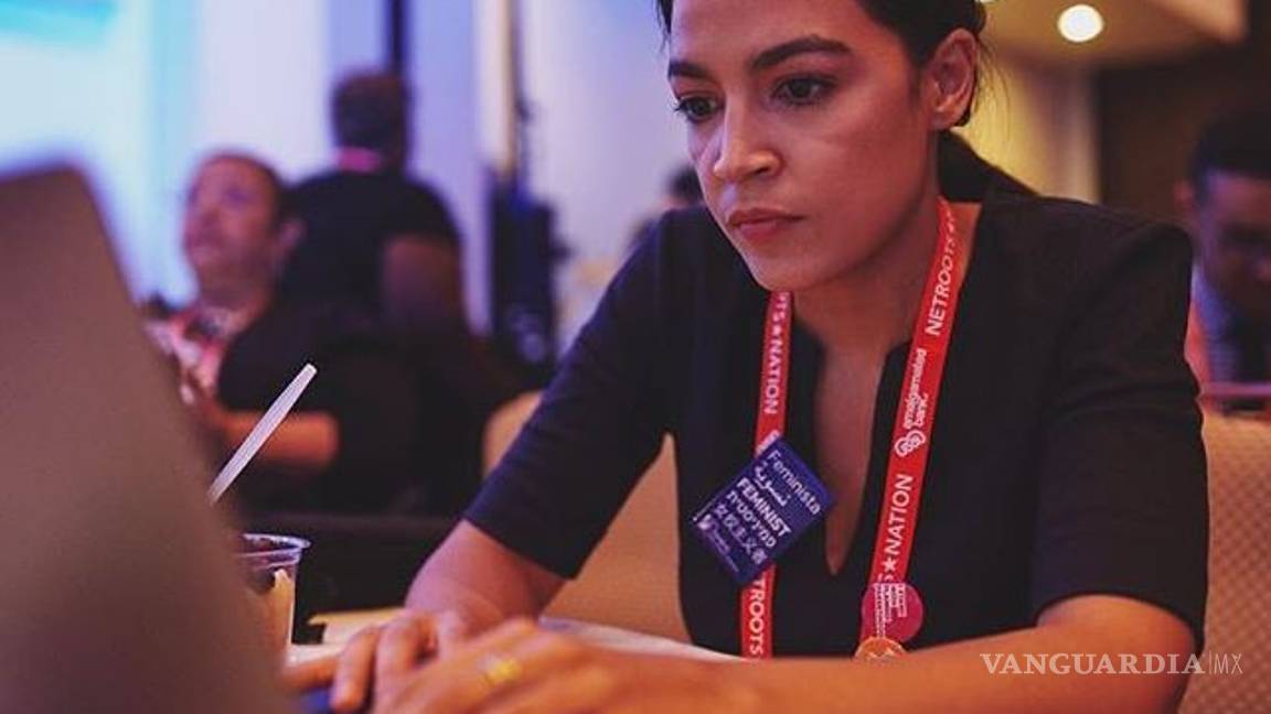 $!Alexandria Ocasio hace historia: Pasa de ser mesera a la congresista más joven en Estados Unidos