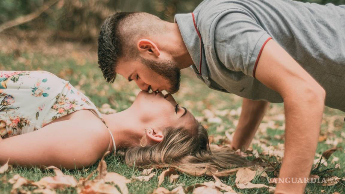 Hay 5 signos que destacan por ser buenos besadores