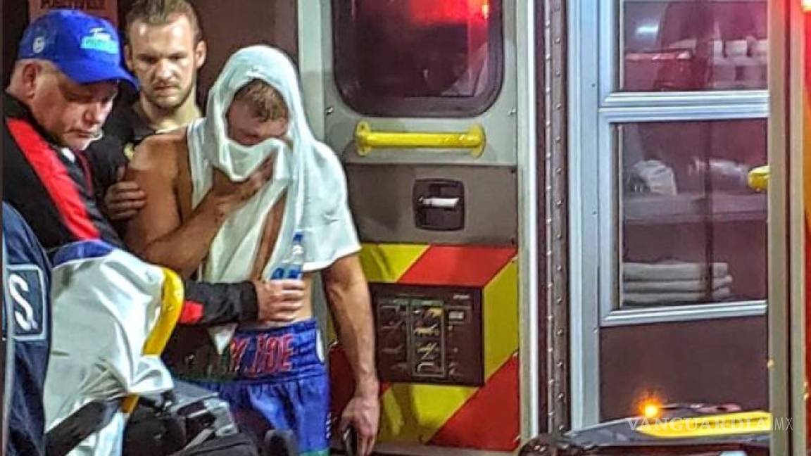Billy Joe Saunders termina en el hospital tras su pelea contra el Canelo Álvarez
