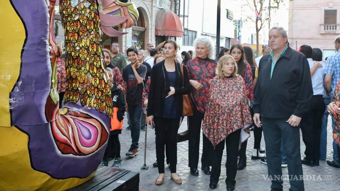 $!José María Fraustro Siller recorrió los lugares adornados con las obras de arte.