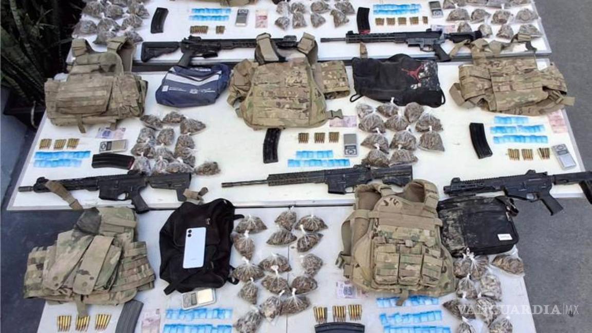 $!Dos adolescentes de 15 y 16 años y siete adultos son detenidos tras Operativo Muralla, en Nuevo León