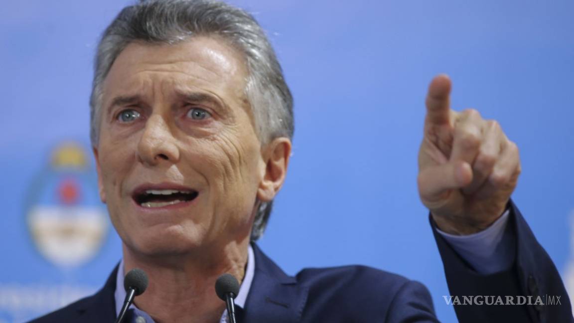 Pese a crisis, presidente de Argentina se sube el sueldo