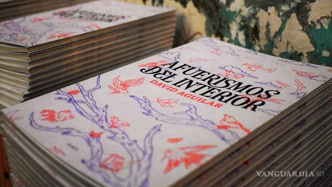 $!Acerca de su debut en la literatura, el cantautor asegura que todo fue un ‘accidente’, uno que agradece.