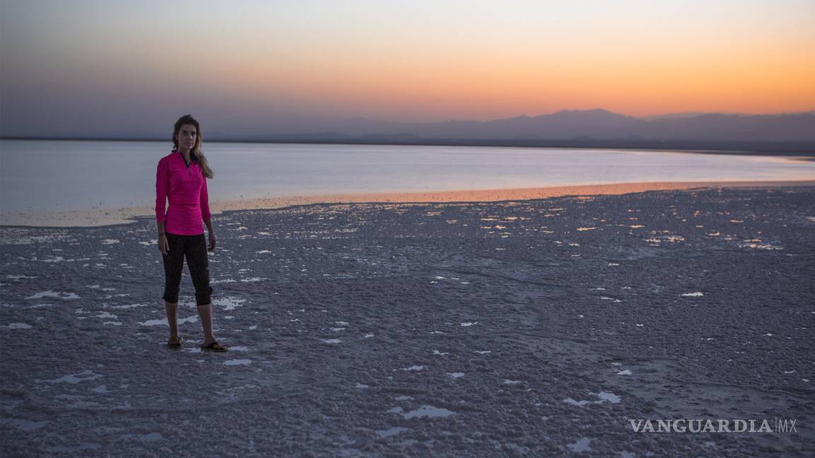 $!Karina Oliani enfrenta desafío en Etiopía: tirolesa sobre lago de lava