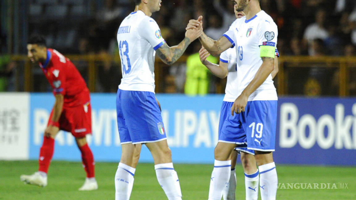 Italia viene de atrás y derrota a Armenia
