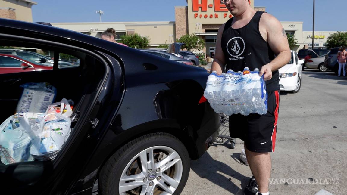 $!Costa texana se prepara para paso tormenta de la tropical Harvey