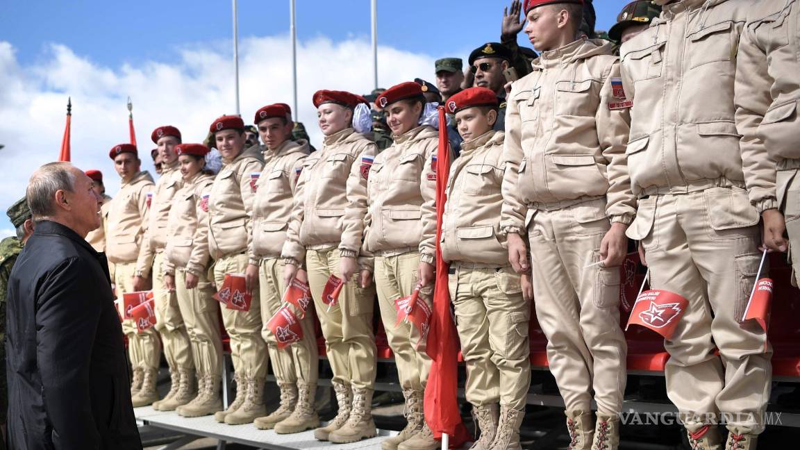 $!Putin supervisa masivas maniobras militares rusas en Siberia