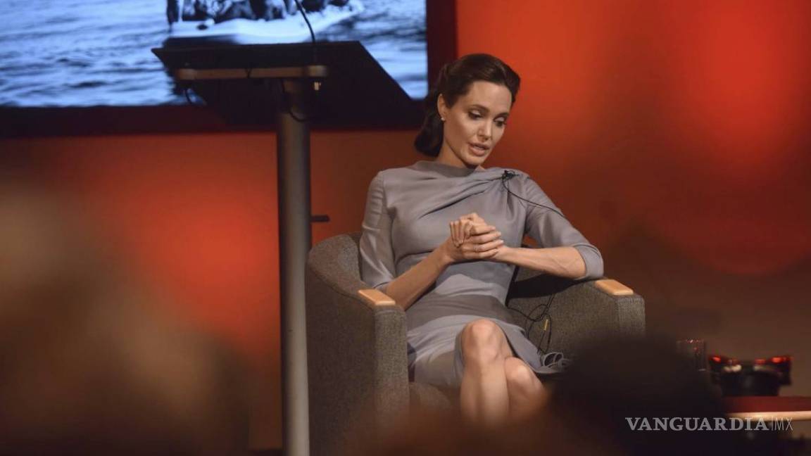Insta Jolie a gobiernos a &quot;estar unidos&quot; para abordar crisis de refugiados