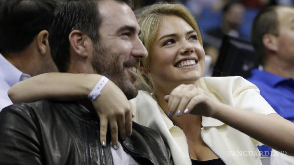 Kate Upton presume su 'enorme anillo de compromiso'