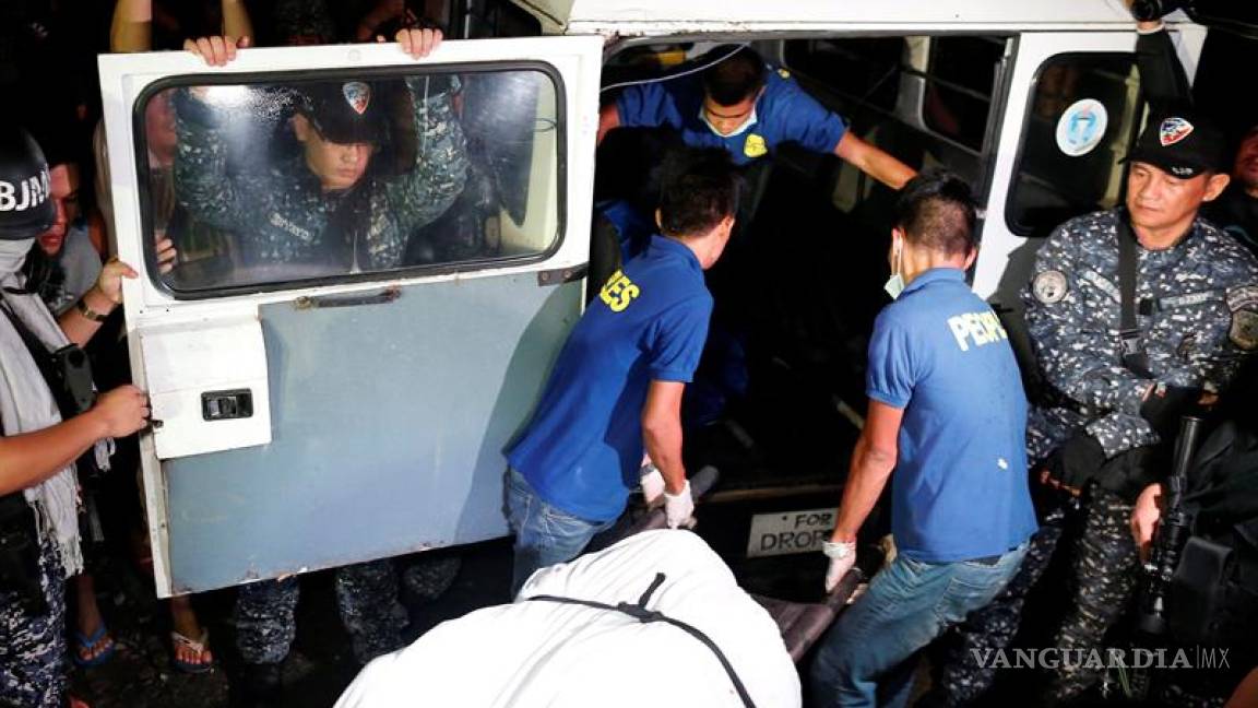 Mueren diez reos tras explosión en cárcel de Filipinas