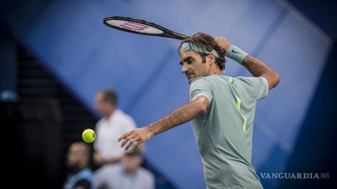Roger Federer regresó al tenis con triunfo