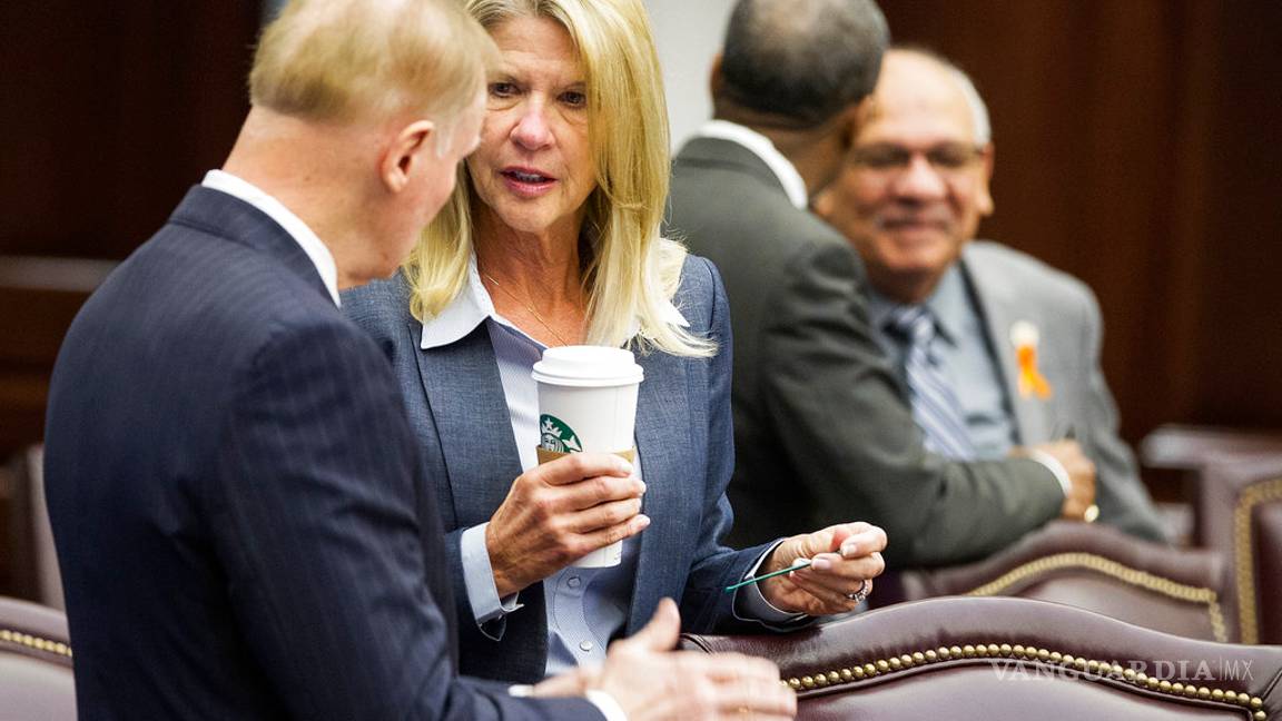 $!Aprueban ley para resguardar escuelas en Florida; autorizan que empleados puedan portar arma