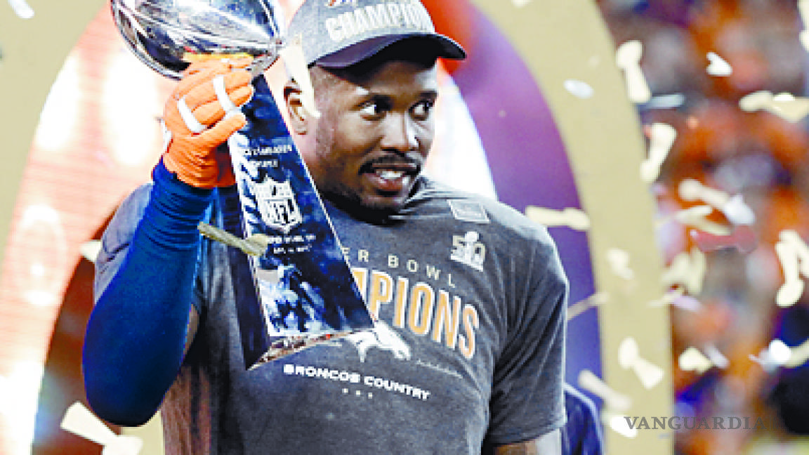 Broncos buscan retener a Von Miller