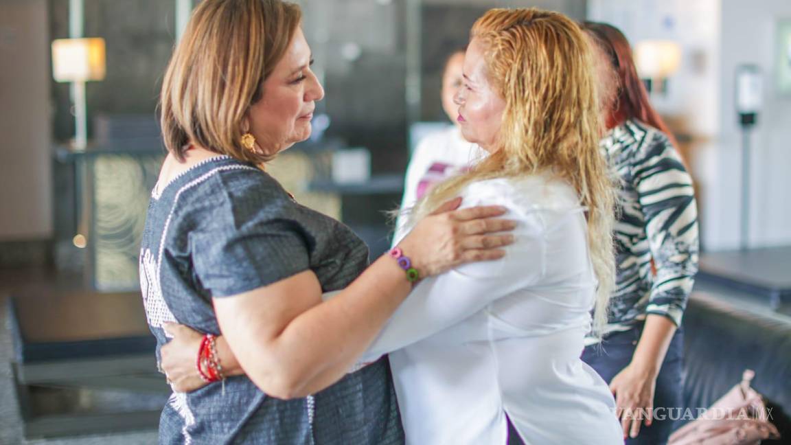 Xóchitl Gálvez se reúne con Ceci Flores, líder de Madres Buscadoras de Sonora