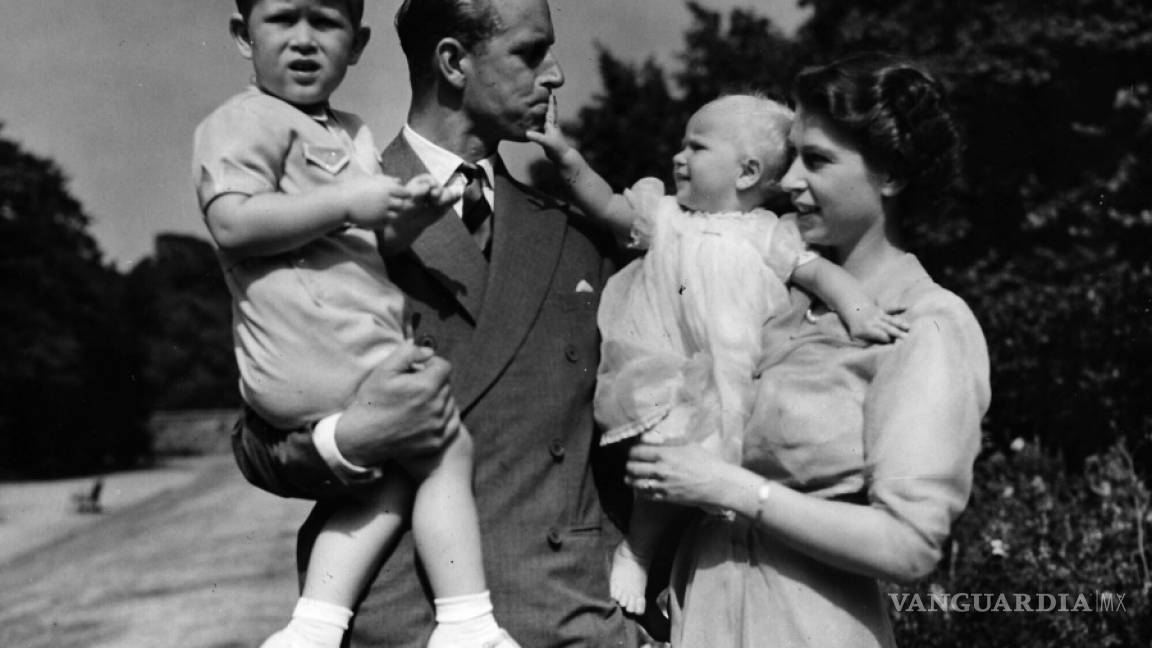 $!Resumen en imágenes de la vida del Principe Felipe, esposo de la reina Isabel II