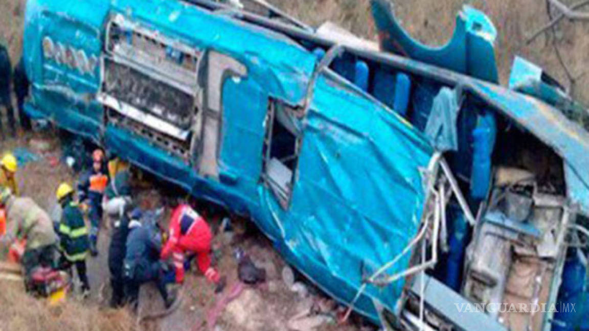 Siete muertos y 25 lesionados en Nayarit tras accidente en autobús