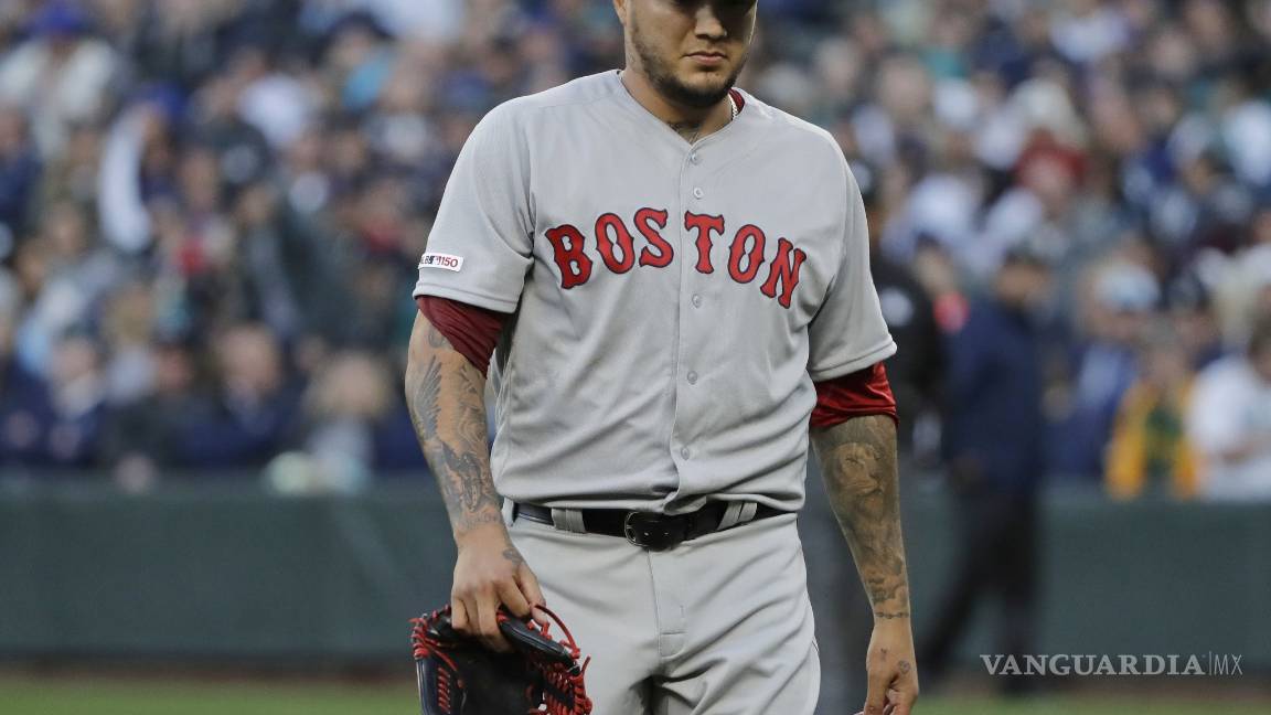 $!El pitcher mexicano Héctor Velázquez reafirma su decisión de no ser recibido como campeón de las Grandes Liga por Donald Trump