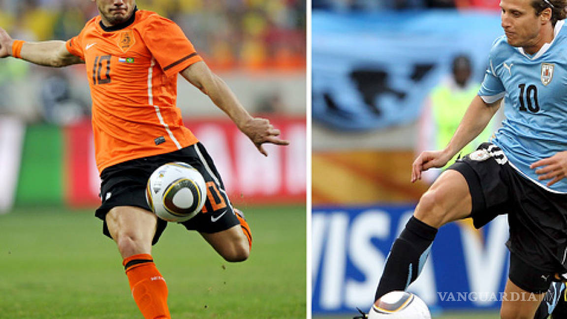 Forlán y Sneijder, un duelo de &quot;dieces&quot;