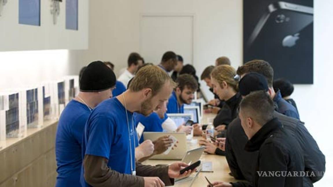 Apple vendió 1.7 millones de iPhones en tres días