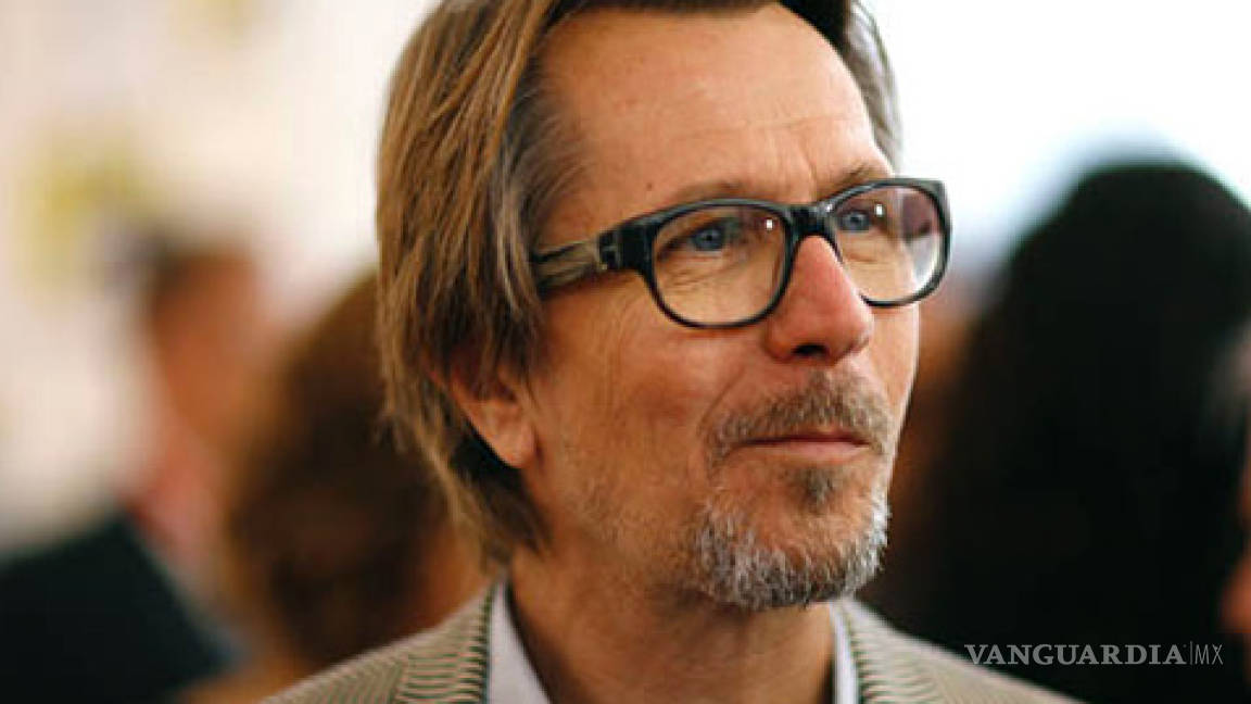 Gary Oldman será George Smiley en el cine