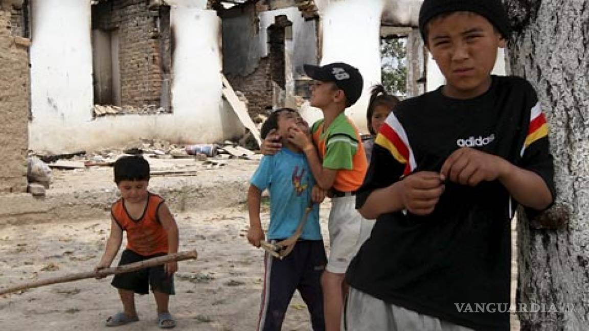 Ascienden a 294 los muertos en los choques étnicos en Kirguizistán