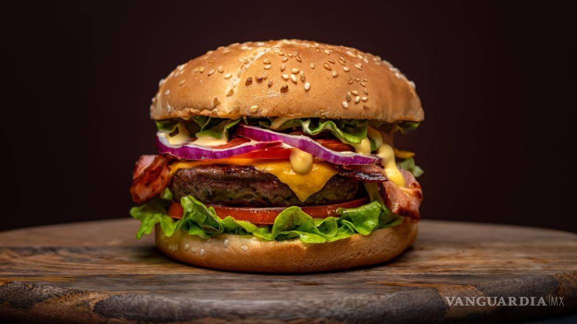 ¿De qué están hechas las carnes para hamburguesas?... Según Profeco estas marcas son engañosas por no ser 100% res, pollo o arrachera