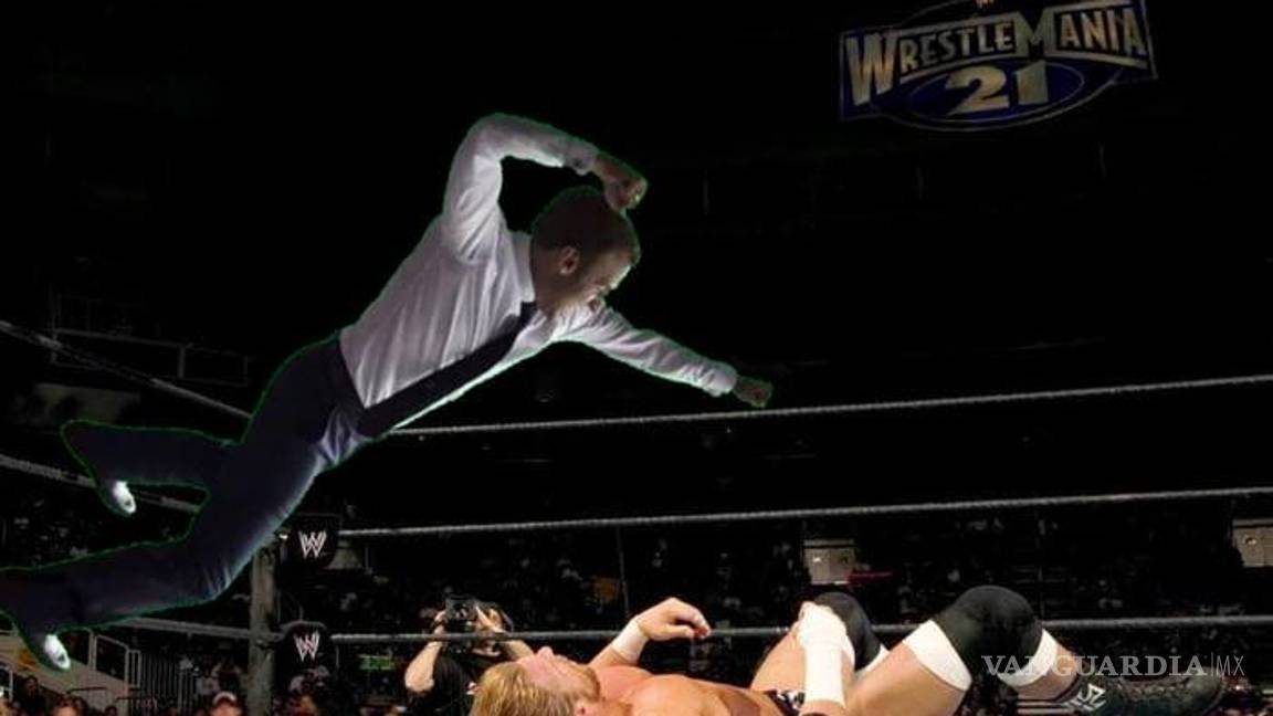 $!¿Recuerdan la foto de Macron festejando un gol de Francia? El internet se encargó de 'tunearla'