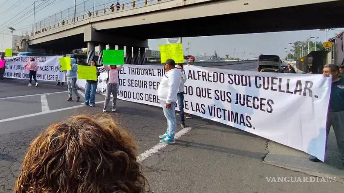 Bloquean la México-Pachuca, protestan por la liberación de presuntos homicidas
