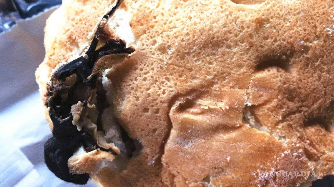 $!Encuentran una aguja en una hamburguesa de McDonalds ¡Es mejor comer en casa!