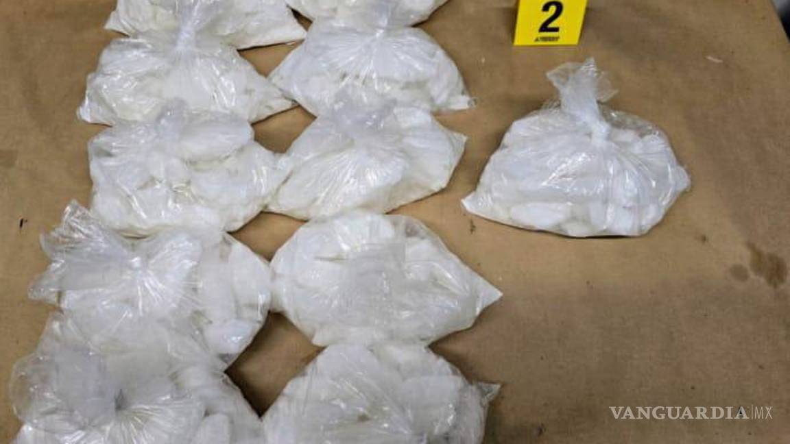 $!El cateo se ejecutó en una zona de departamentos que se ubica en Cumbres Oro, en Monterrey, Nuevo León.