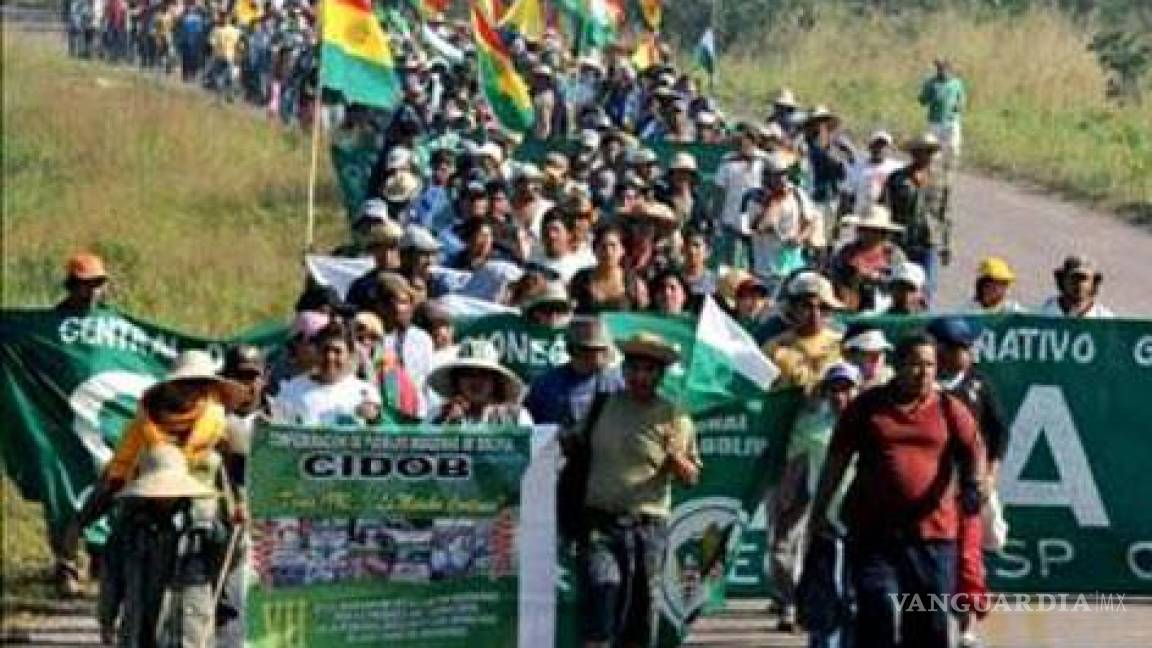 Denunciarán indígenas bolivianos en Río 20 violaciones de sus derechos