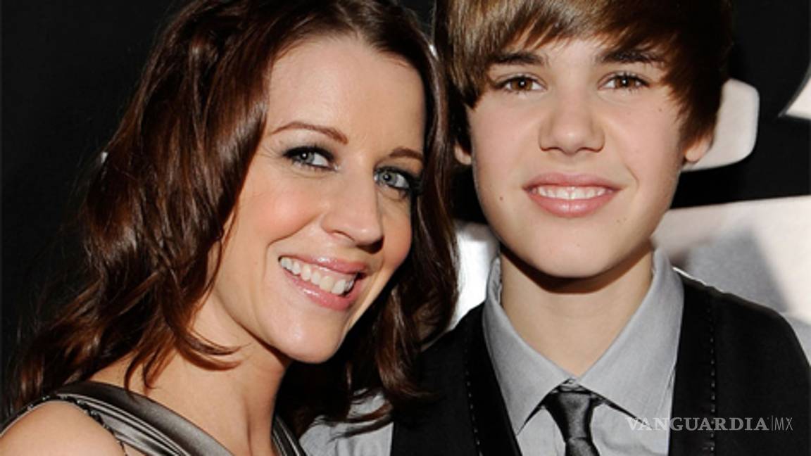 Justin Bieber confiesa que su madre era adicta