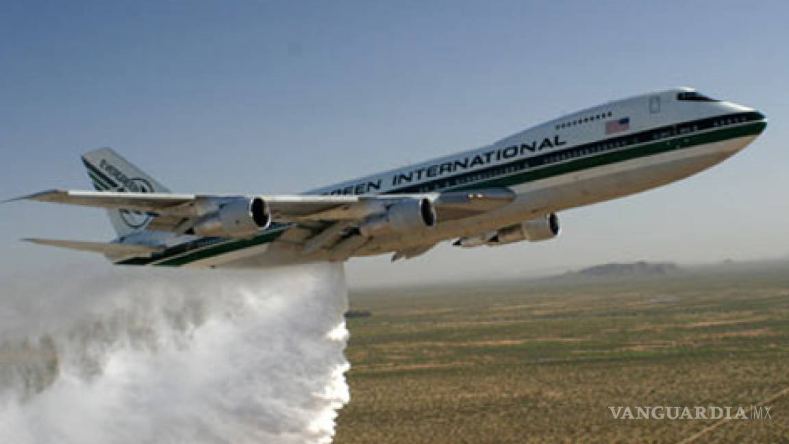 Avión cisterna combatirá el fuego en Coahuila; recargará en la presa La Amistad