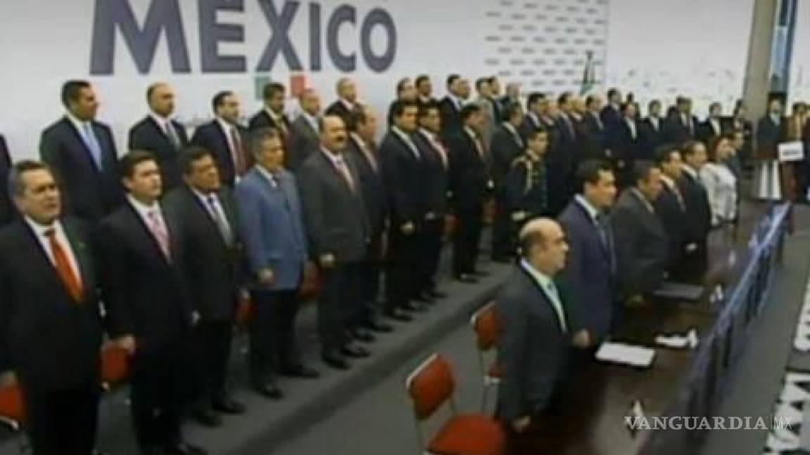 Firman PRD, PAN y PRI el Pacto por México