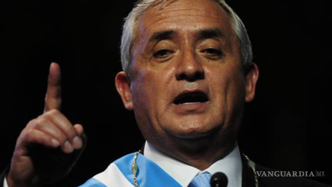 Otto Pérez protesta como presidente de Guatemala