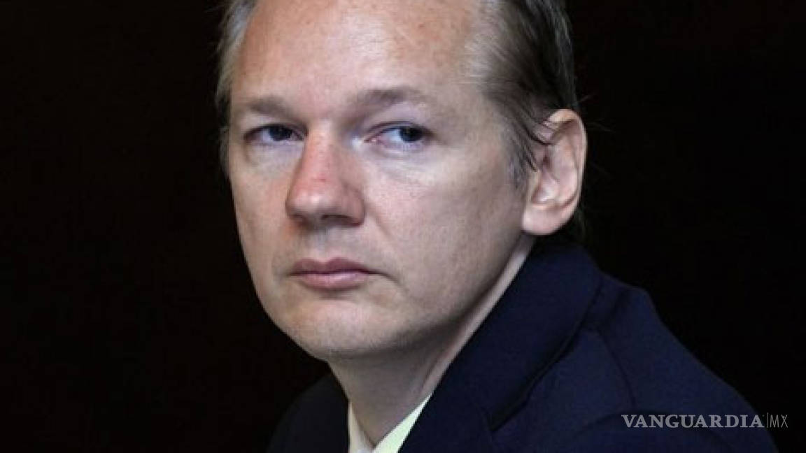 Julian Assange podría quedarse hasta un año en Embajada ecuatoriana