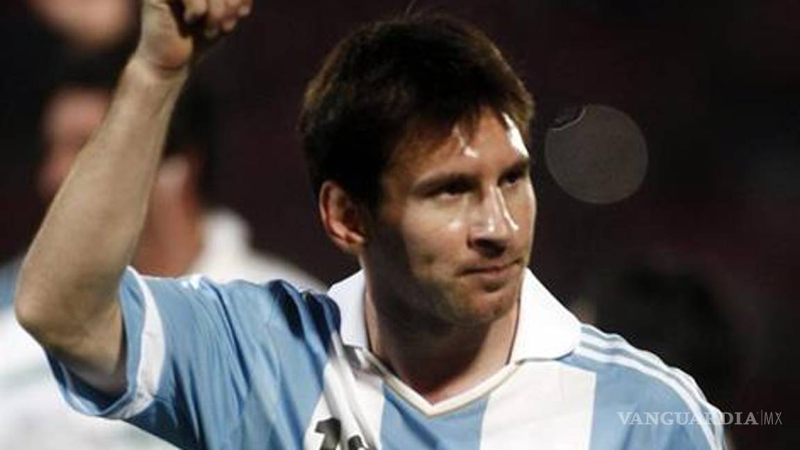 Messi y Argentina aplacan a Chile