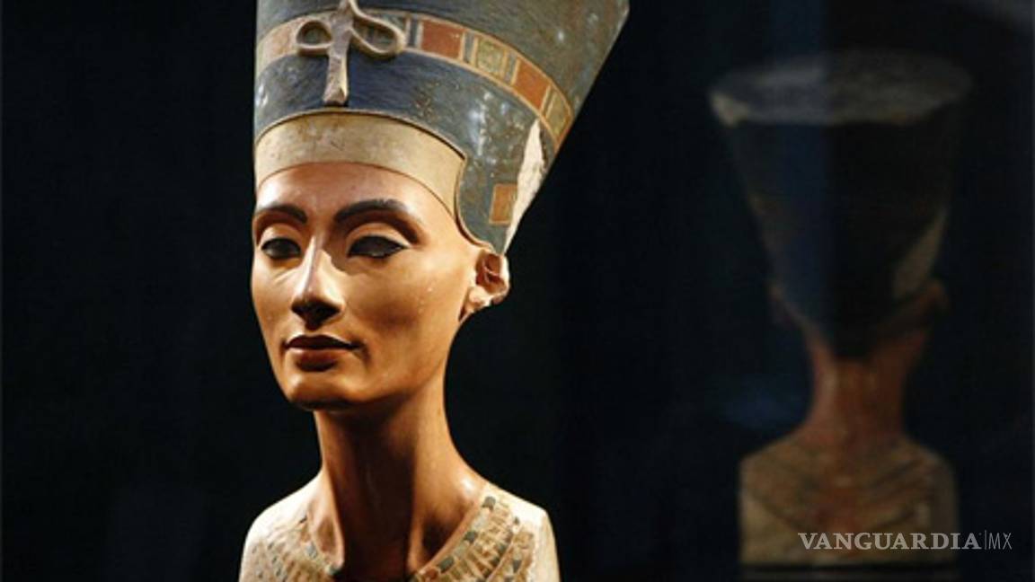 Berlín celebra 100 años del hallazgo del busto de Nefertiti