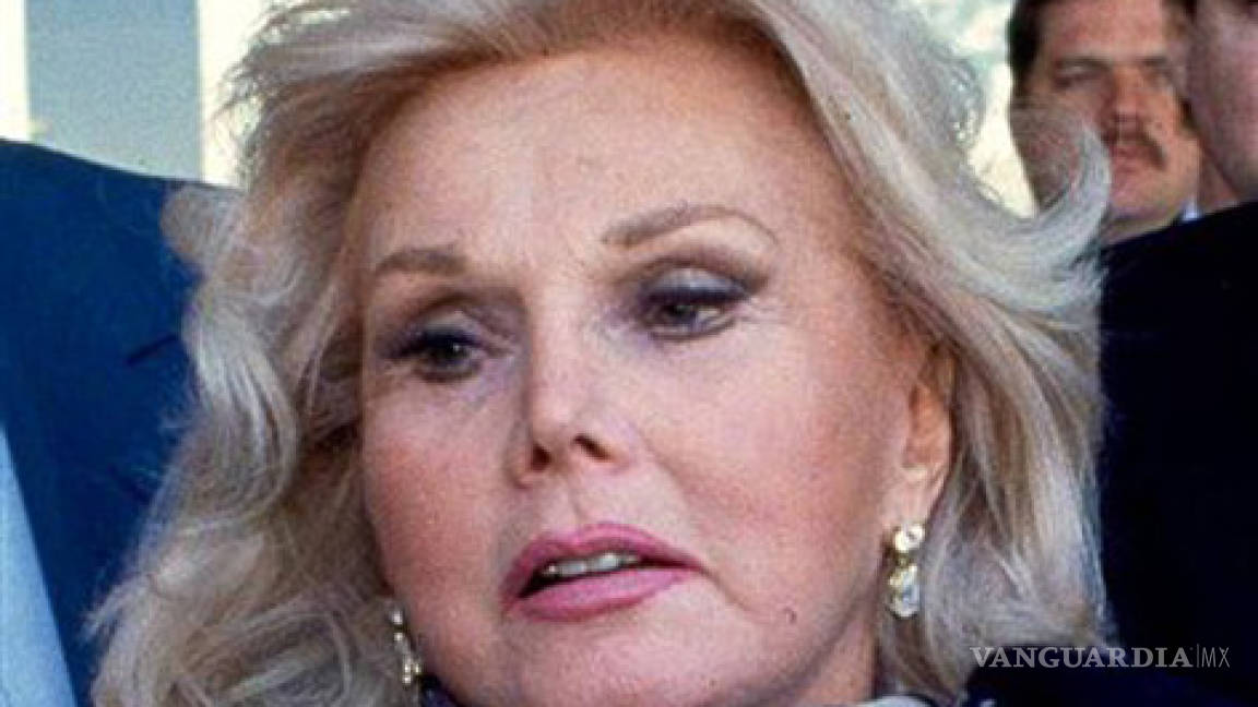 Regresa La Actriz Zsa Zsa Gabor Al Hospital 4347