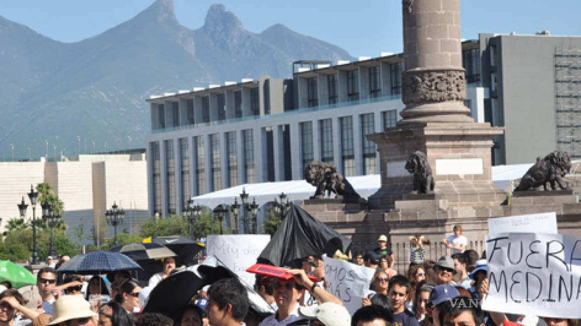 Hartazgo y esperanza, expresados en la marcha de Monterrey
