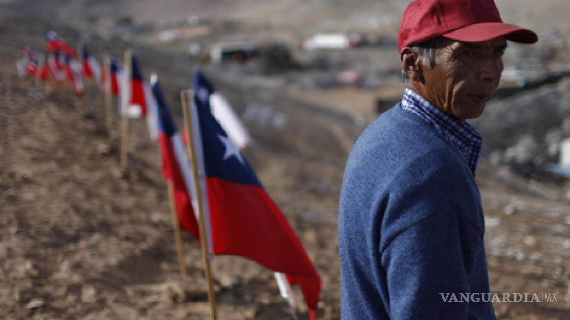 Mineros chilenos: &quot;Sáquennos de este infierno&quot;