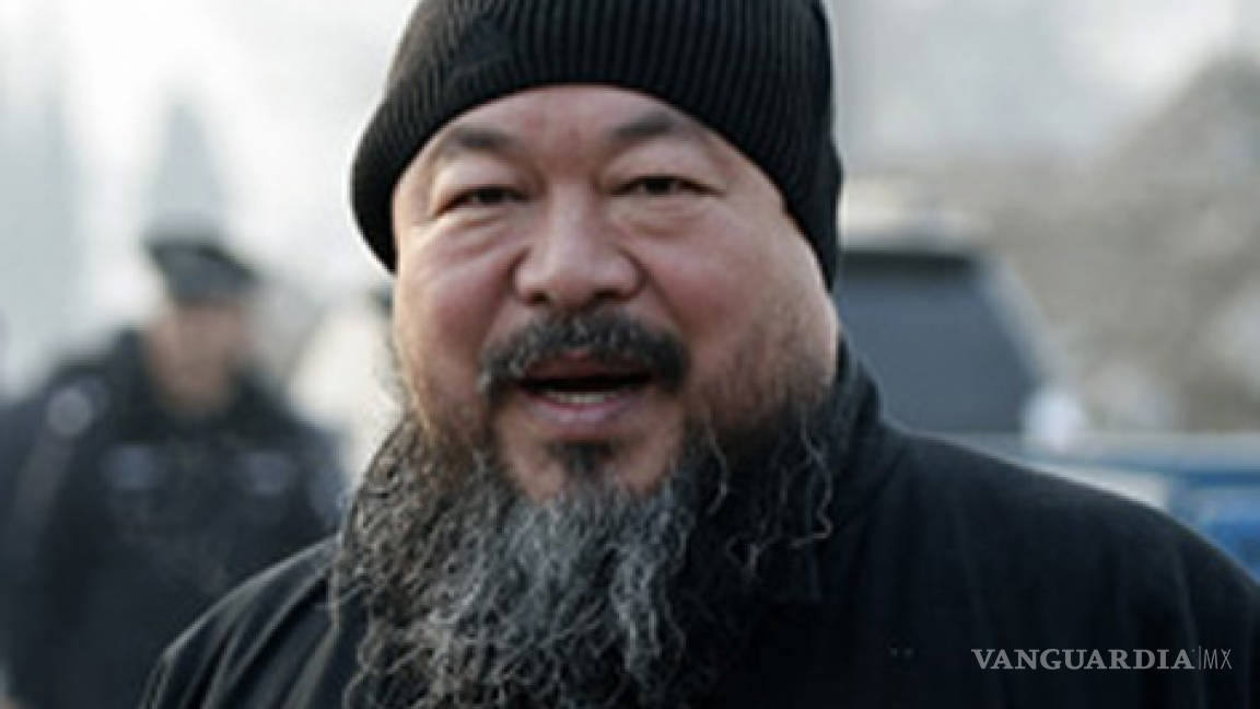 Gobierno chino prohíbe a Ai Weiwei salir de casa