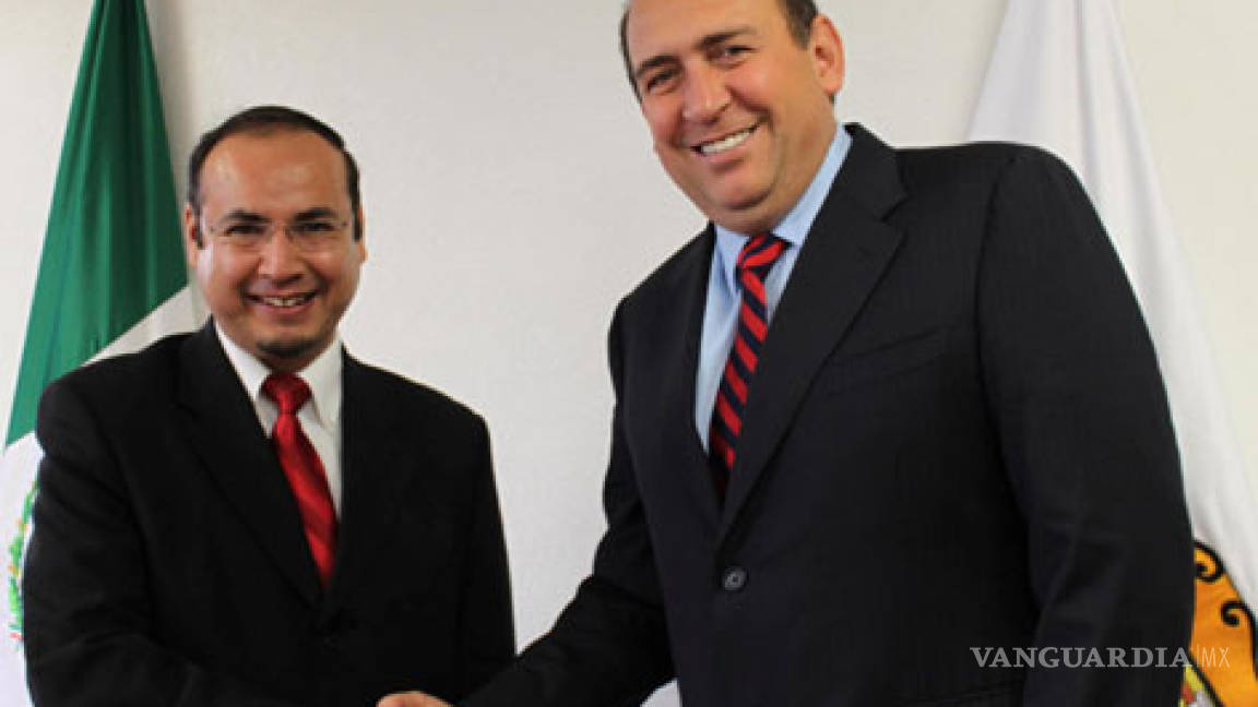 Continuará Lucas Martínez Sánchez como director del Archivo General de Coahuila